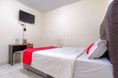 Formerly RedDoorz @ Medan Johor 2