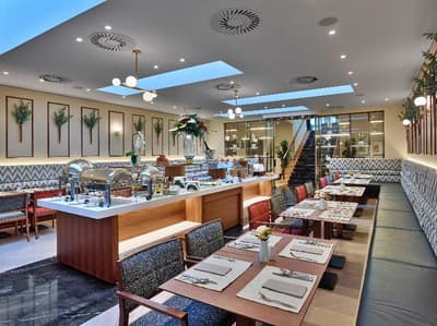 EST Grand Hotel Savoy