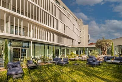 Golden Tulip Lyon Ouest Techlid - Hotel & Spa