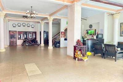 Bau Cat Hotel by ZUZU