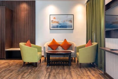 Hotel LE ROI Lake View, Koti