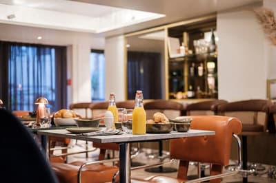 MUZE Hotel Dusseldorf - Handwritten Collection