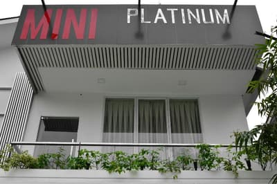 Mini Platinum Hotel