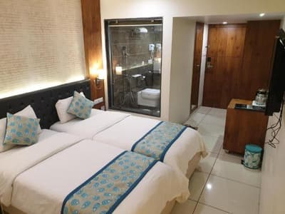 Hotel Apex International