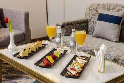 Season Star Hotel