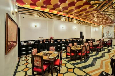 Hotel Bhopal Palace Udaipur