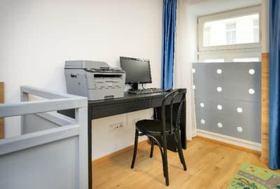 Jimmy's Apartments Emerald