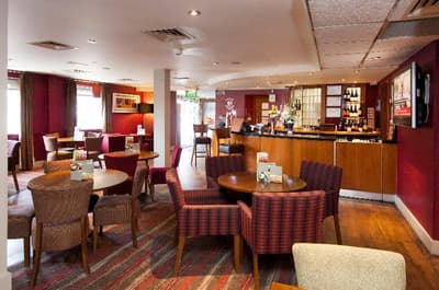 Premier Inn Leeds City - Elland Road