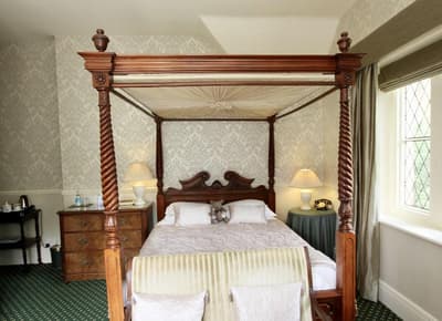 Rylstone Manor