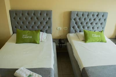 Hotel Calarca N2