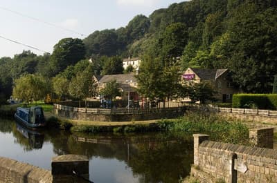 Premier Inn Halifax South