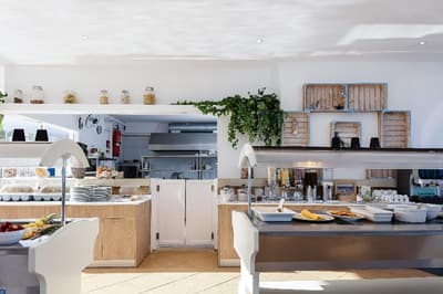 Theo Star Beach Hotel