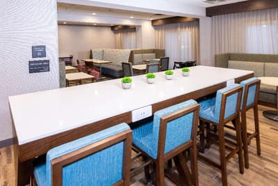 Hampton Inn Selma Ca