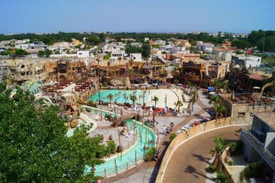 Hotel Pirates World