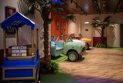 Roaders Plus Hotel Theme