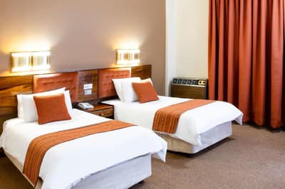 Elgro Hotel