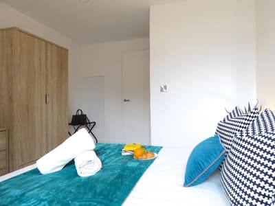 Tudors Esuite Grand Central Aparthotel
