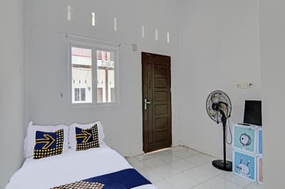 Spot On 91828 Homestay Dinda Syariah