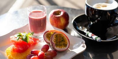 Zambezi Queen by Mantis