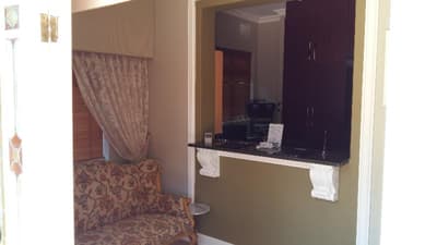 Liza's Cottage Guesthouse
