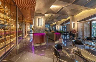 Adela Hostel & Coffee