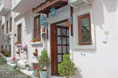 Kale Pansiyon Bozcaada