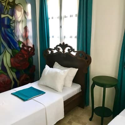 Ayvalik Rebetiko Otel