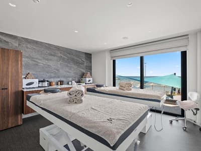 Mercure Larnaca Beach Resort