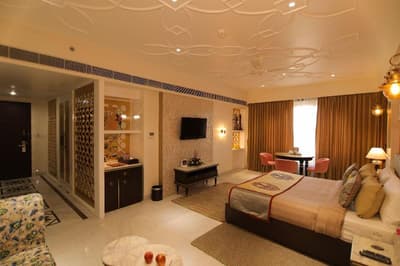 Justa Ssatva Resort & Convention Centre, Udiapur