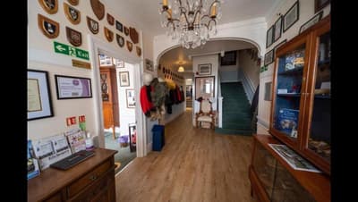 OYO Lord Kitcheners Guest House