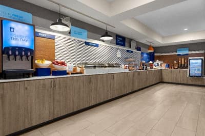 Holiday Inn Express Evansville Downtown