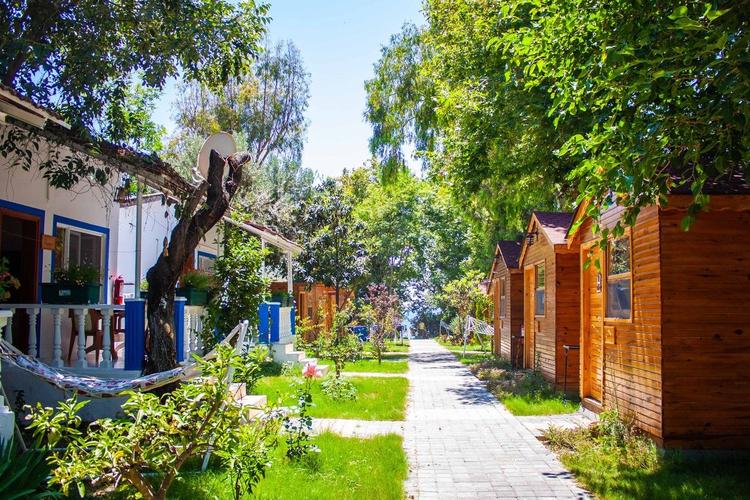 Naz Beach Bungalow