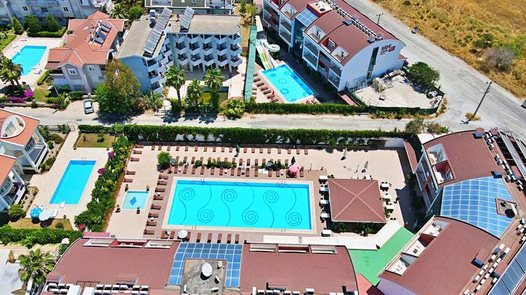 Side Legend Hotel
