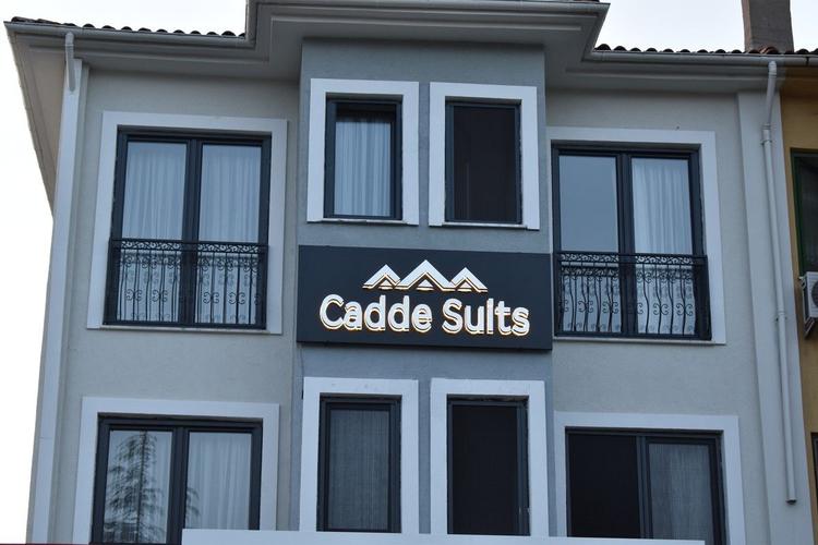 Cadde Suits
