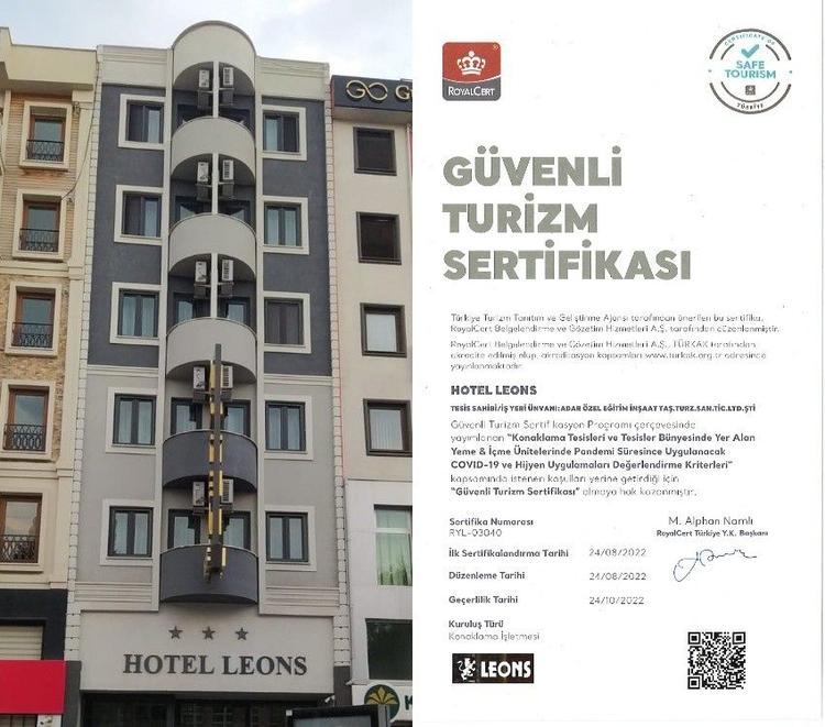 Leons Hotel