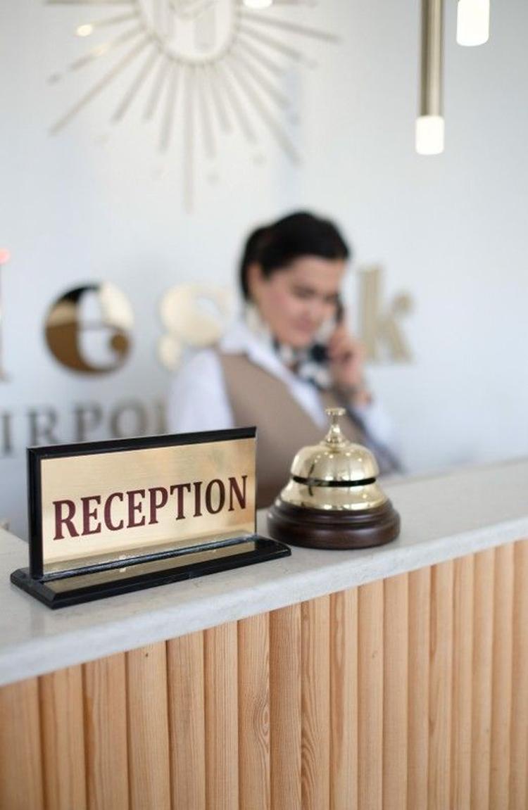 Meshk Airport Hotel