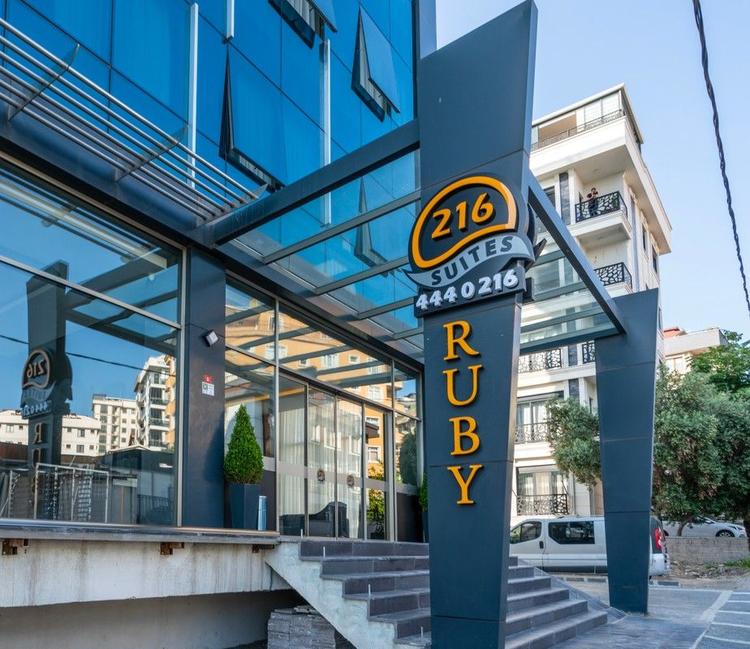 216 Ruby Suite