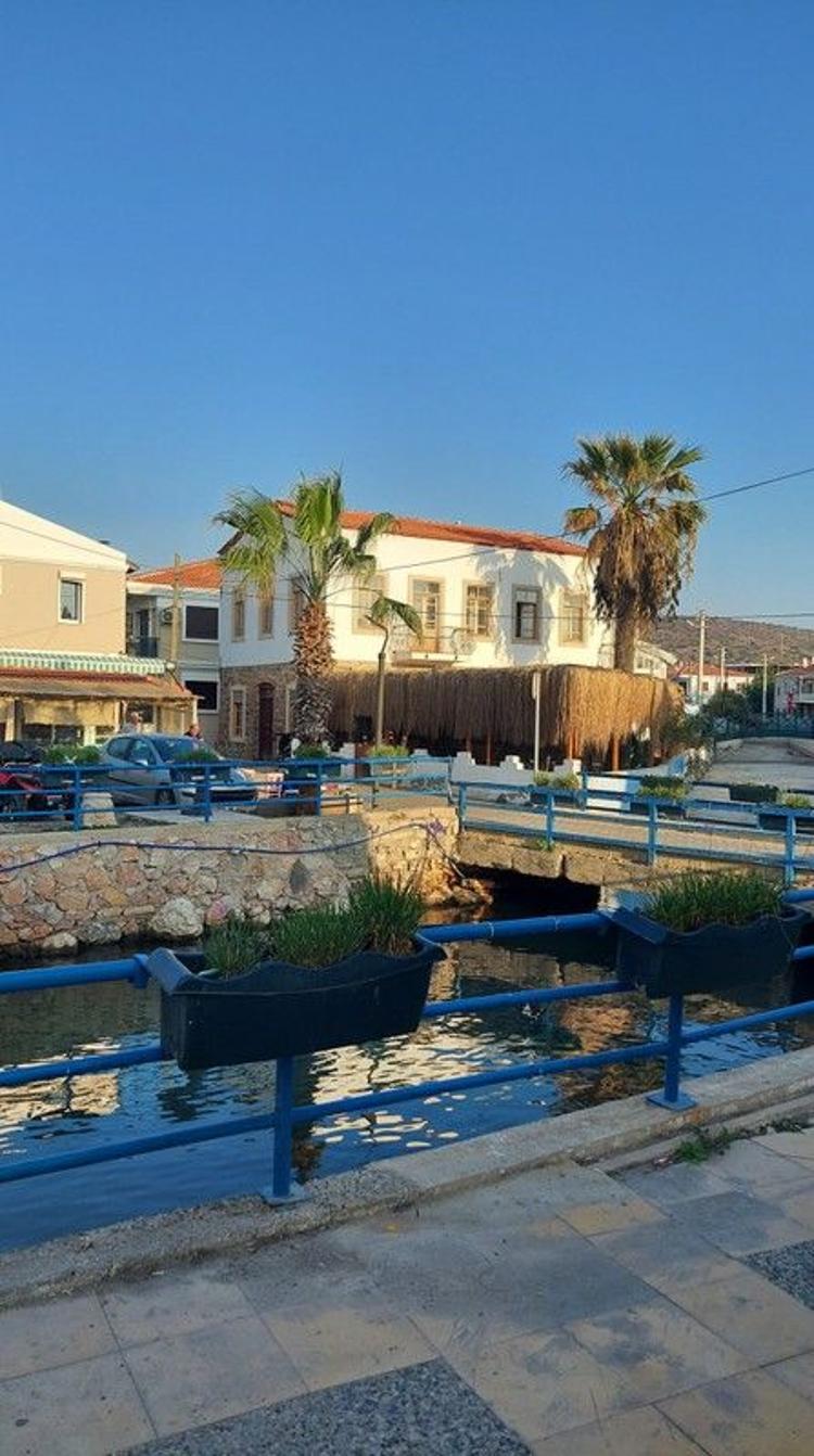 Pürhayal Çeşme