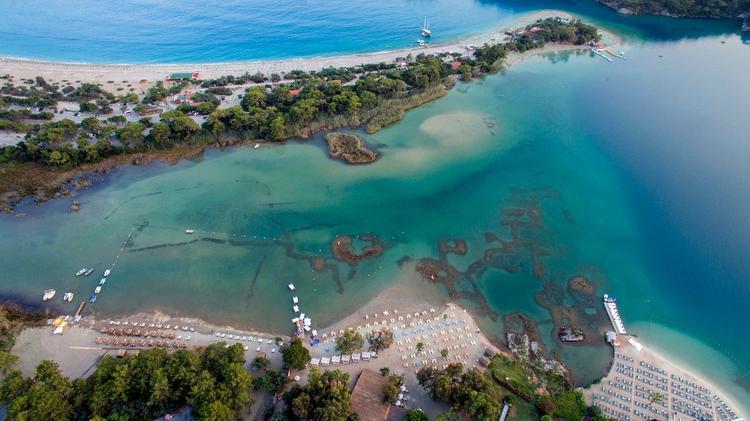 Sugar Beach Club