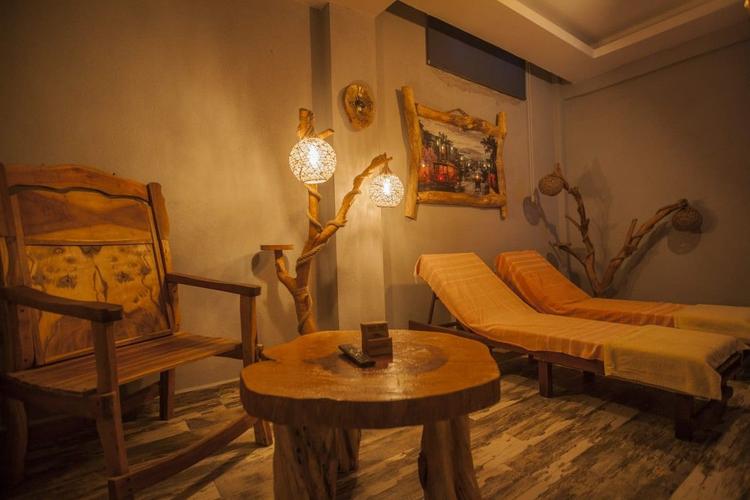 Lidya Hotel
