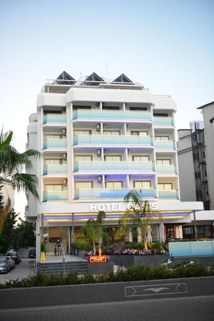 Oasis Hotel