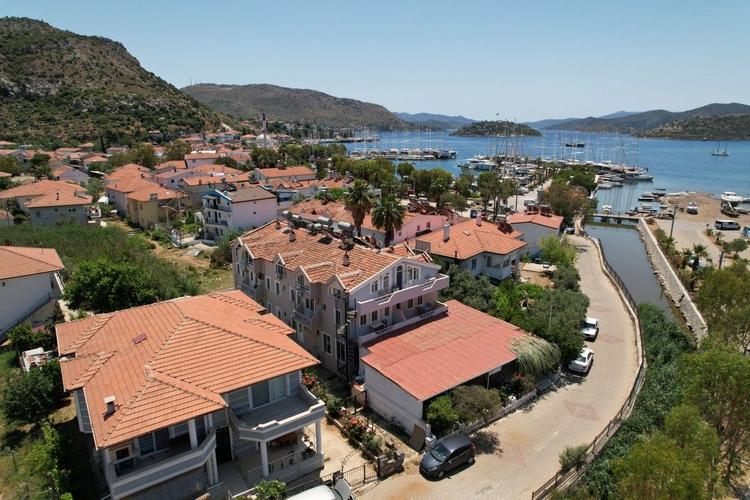 Rayana Otel