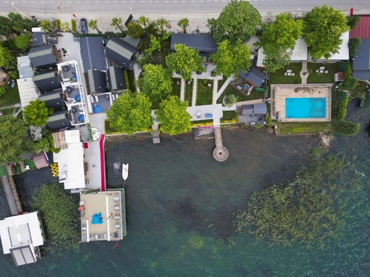 Sapanca Kıyı Bungalov & Cafe