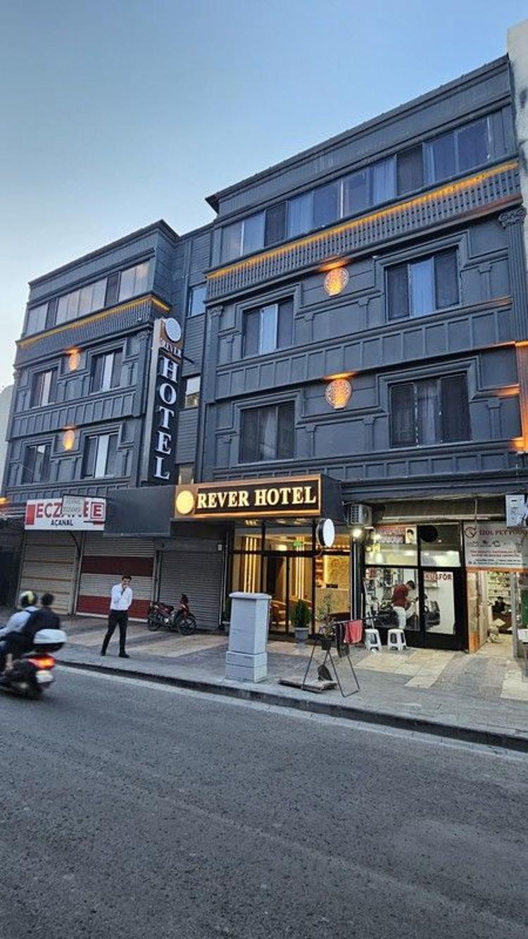 Rever Hotel