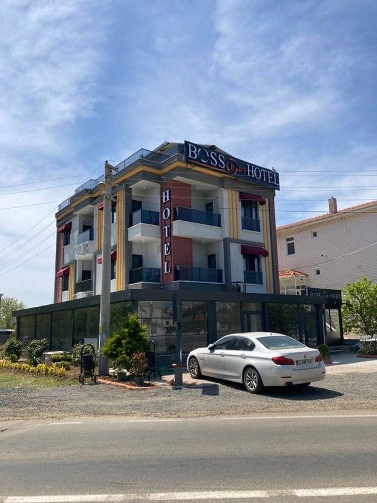 BossPort Hotel