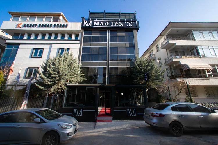 Mad Inn Hotelspa