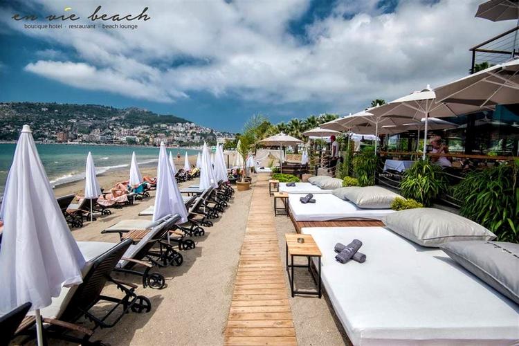 En Vie Beach Boutique Hotel
