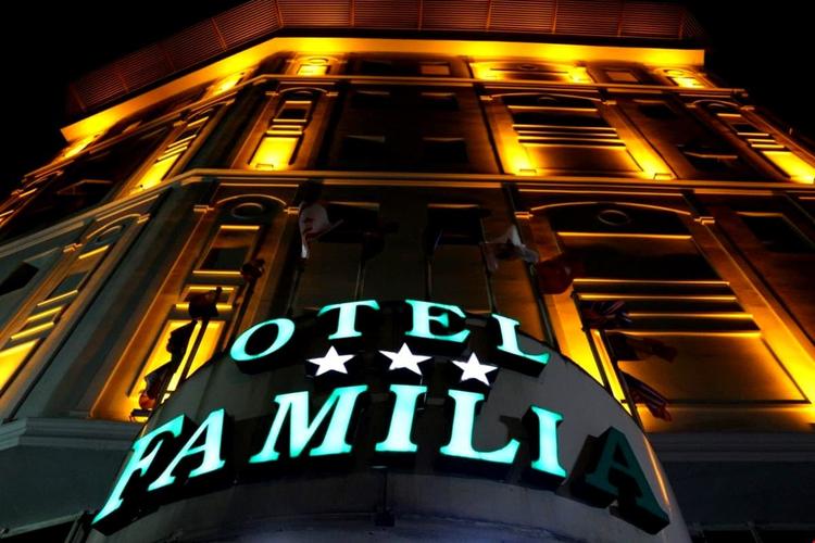 Otel Familia