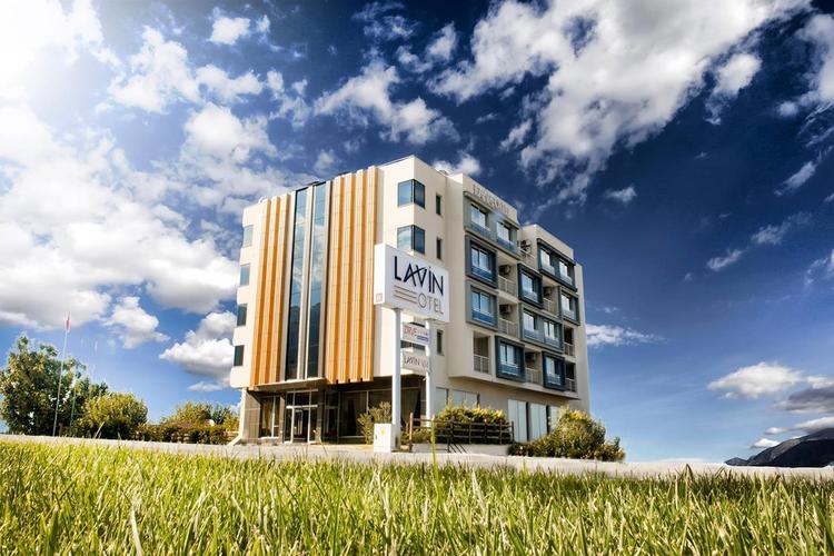 Lavin Otel