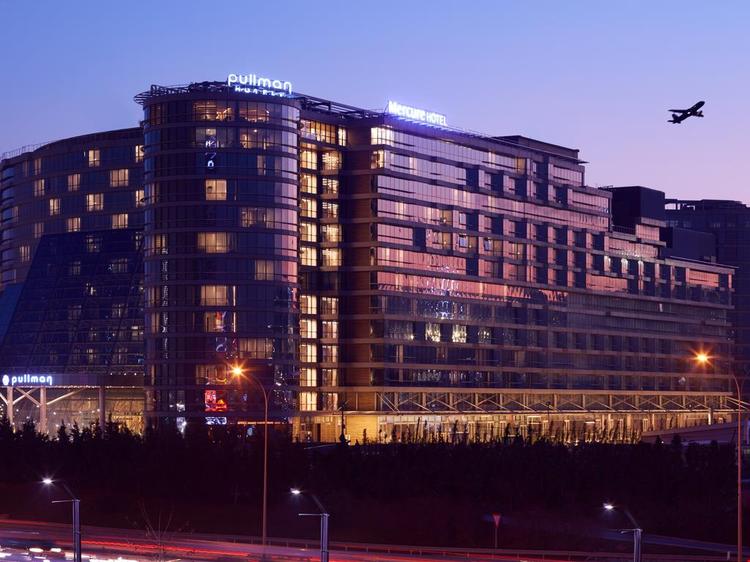 Mercure İstanbul West Hotel & Convention Center